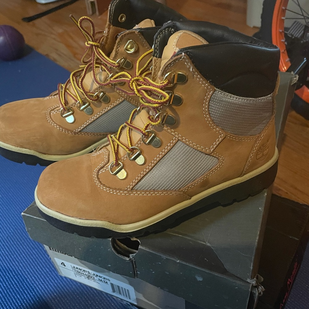 Timberland boots - Picture 2 of 3